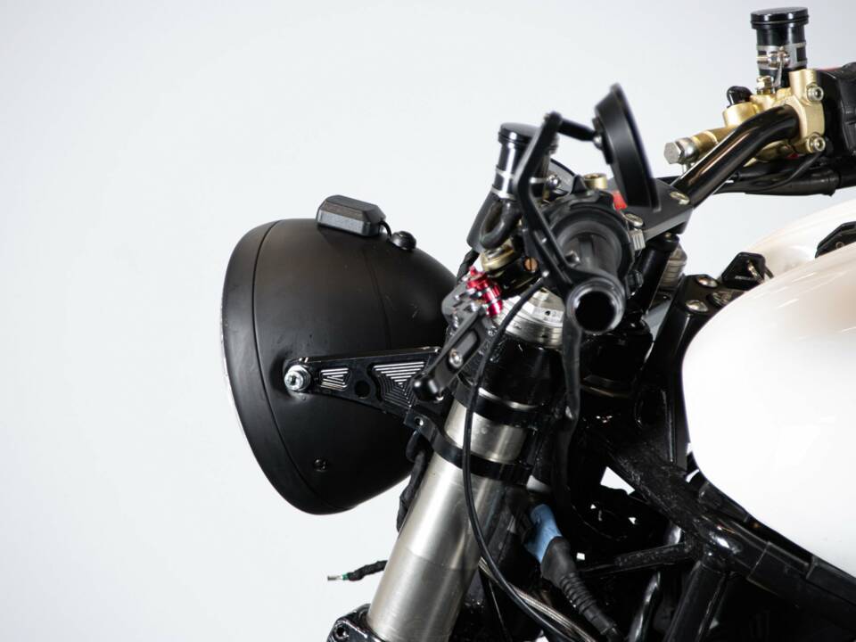 Image 21/50 of Ducati DUMMY (1998)