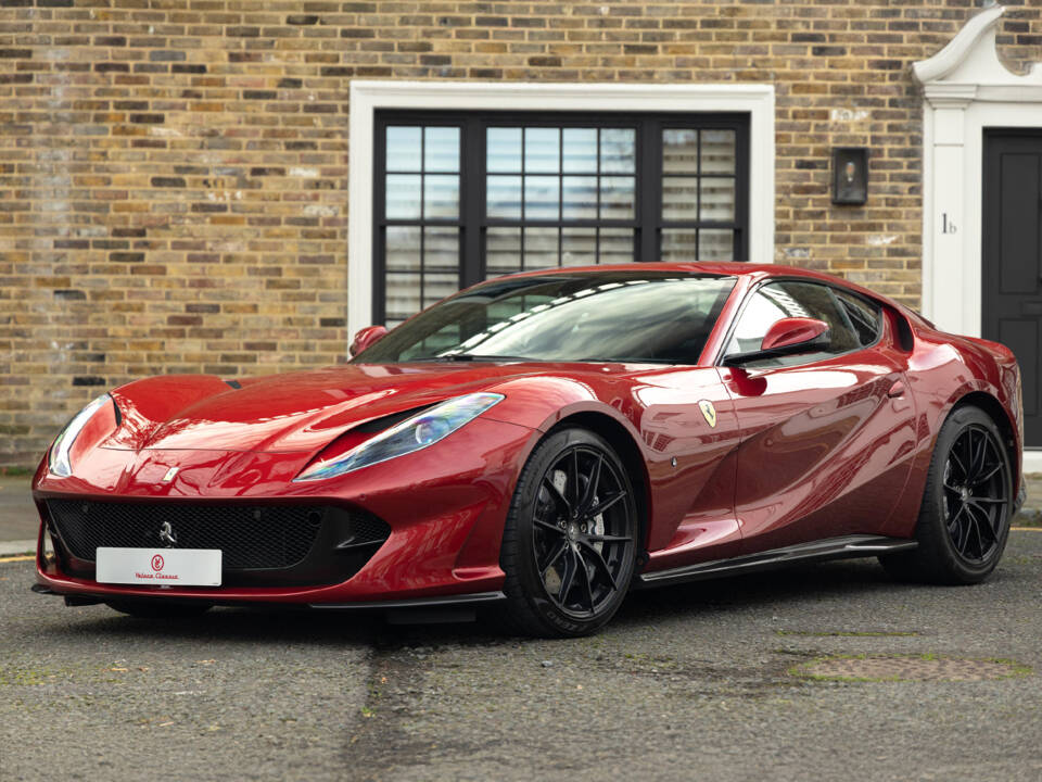 Image 1/39 of Ferrari 812 Superfast (2018)