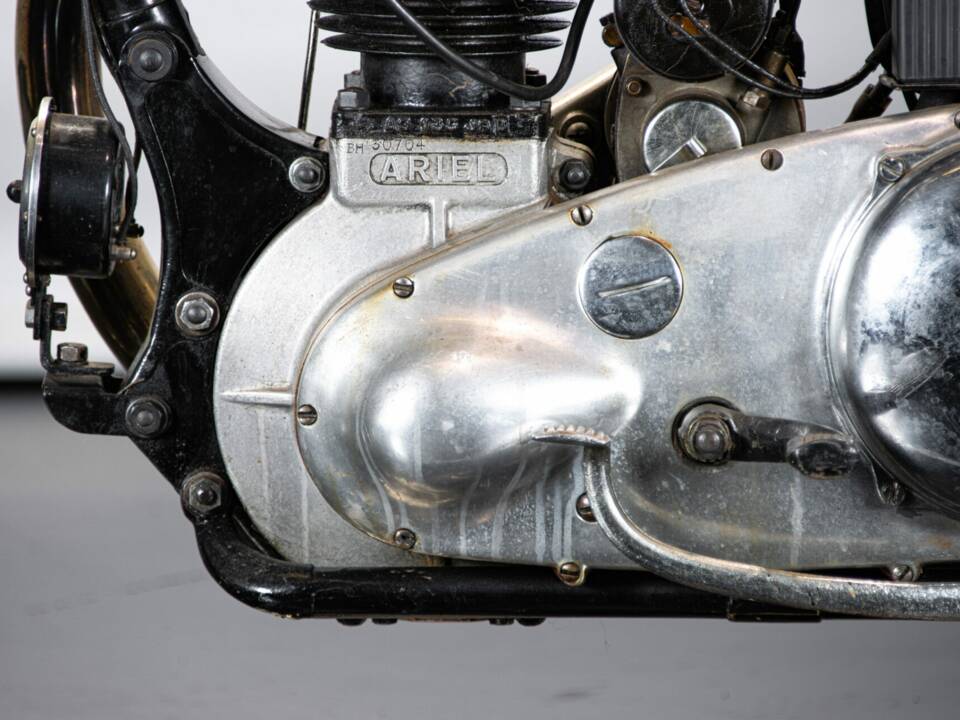 Afbeelding 33/50 van Ariel W/NG 350 (1941)