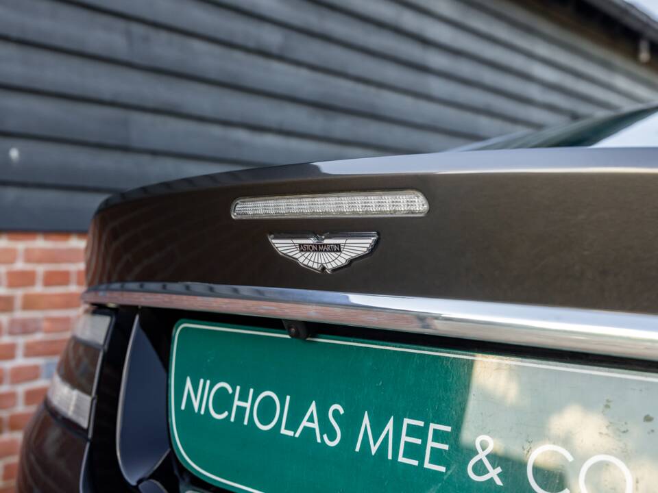 Afbeelding 36/69 van Aston Martin DBS (2012)