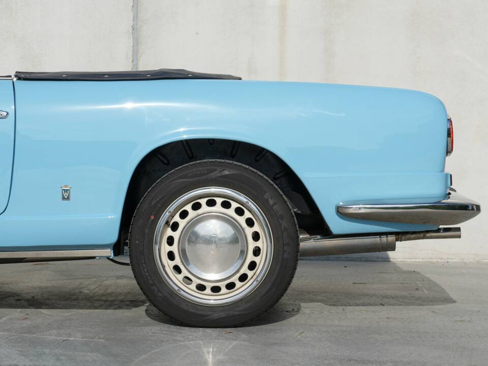 Image 12/50 of Lancia Flavia 1.8 (Vignale) (1963)