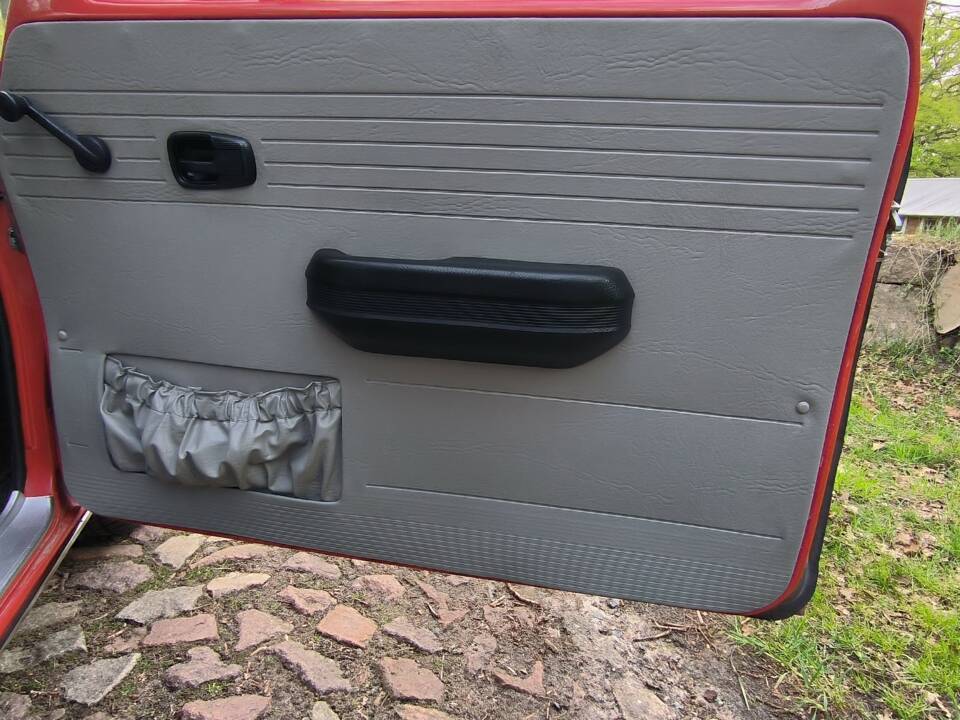 Image 40/53 of Volkswagen 1600 Variant (1972)