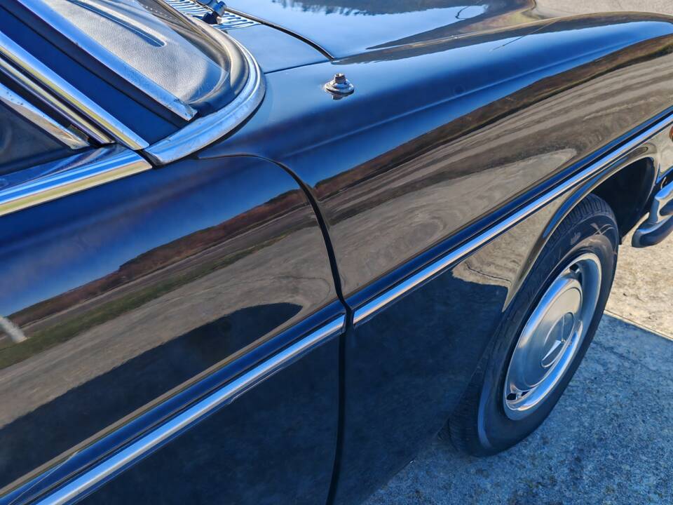 Bild 29/42 von Mercedes-Benz 250 C (1970)