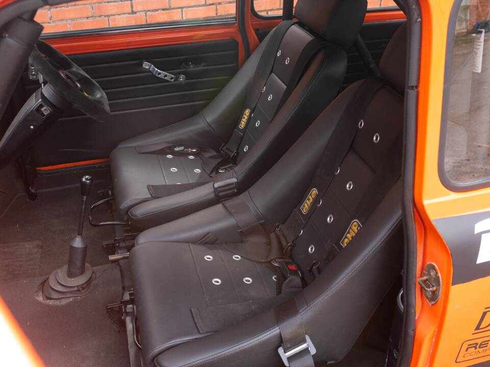 Bild 32/50 von Rover Mini Cooper 1,3i (1993)