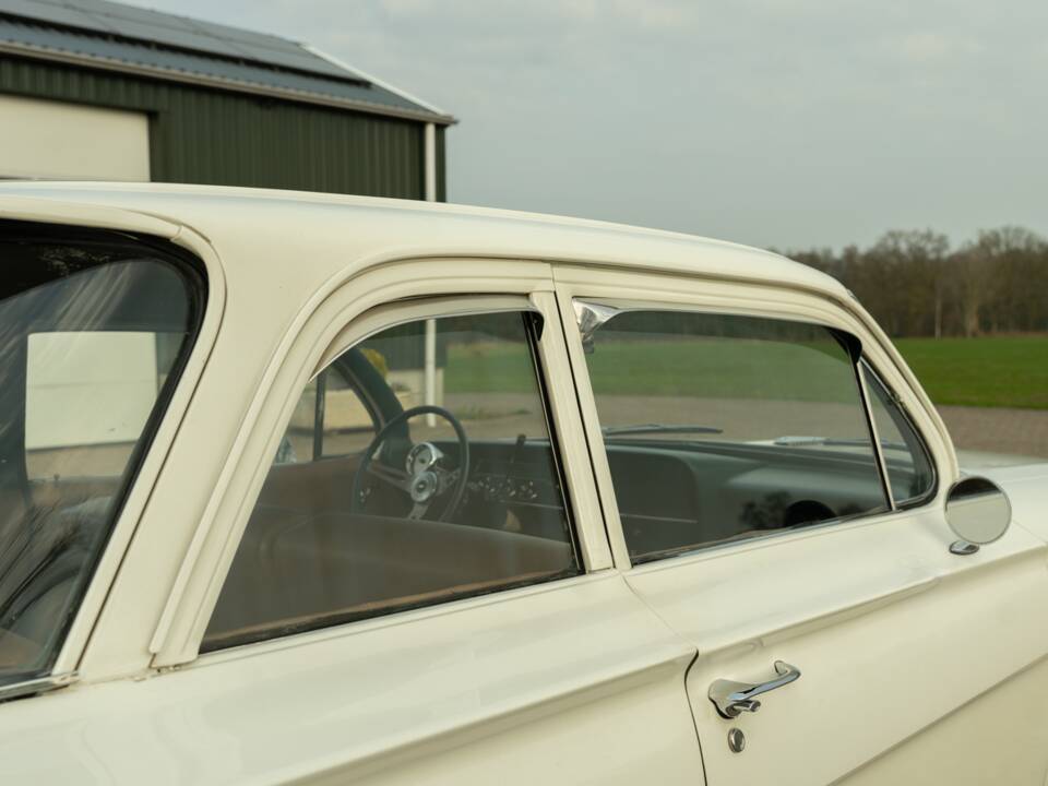 Bild 21/100 von Chevrolet Biscayne (1961)