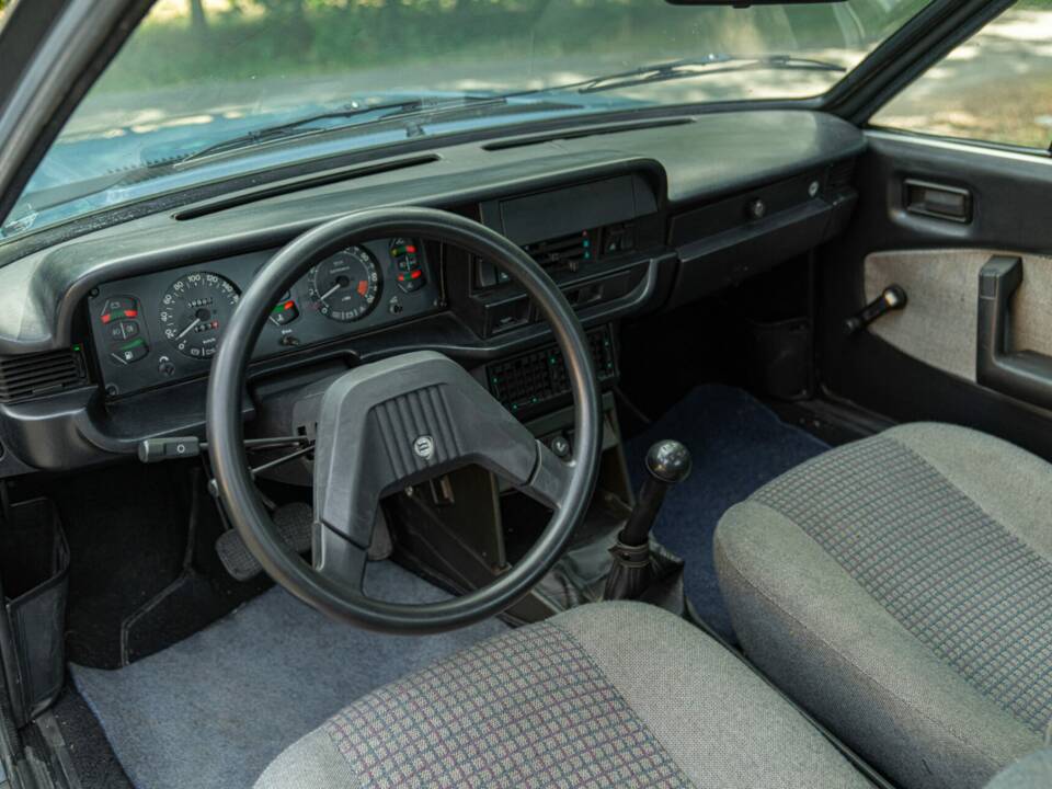Image 28/48 of Lancia Beta Coupe 1600 (1978)