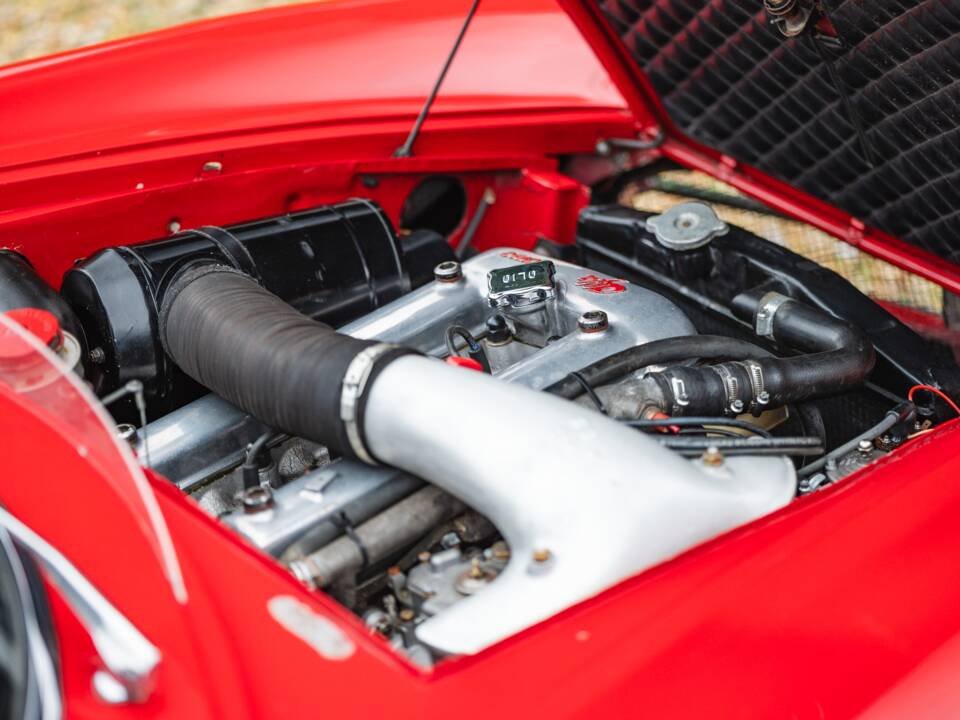 Bild 57/70 von Alfa Romeo Giulia Sprint Speciale (1964)