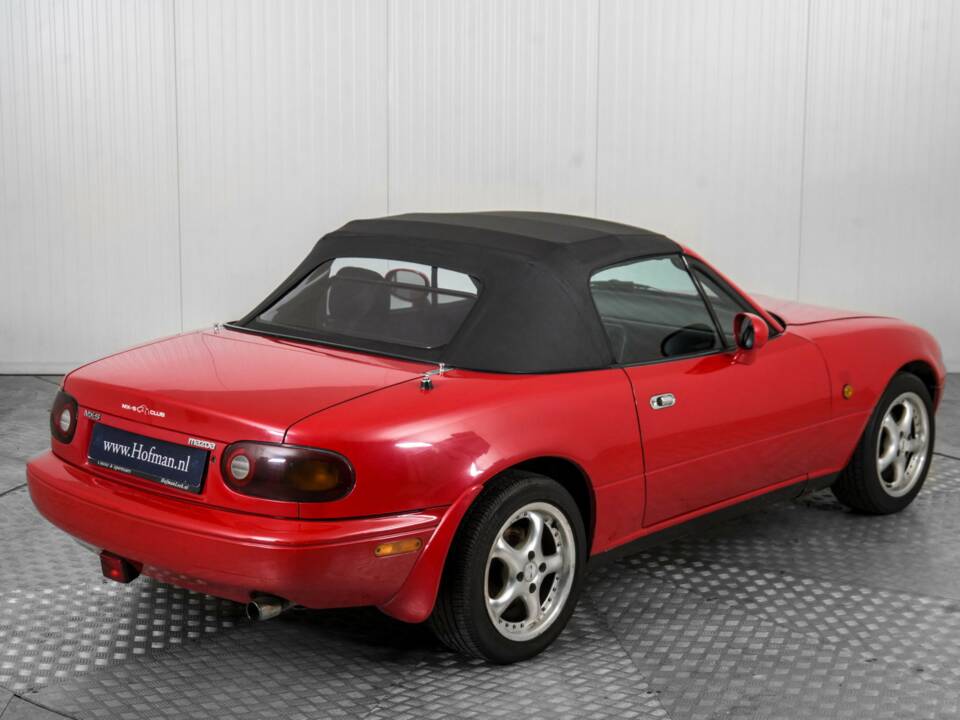 Afbeelding 48/50 van Mazda MX-5 1.8 (1994)