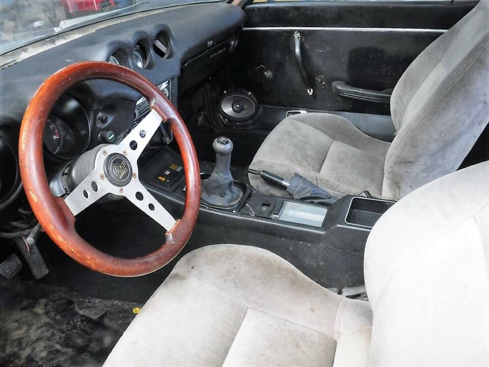 Image 31/46 of Datsun 240 Z (1972)