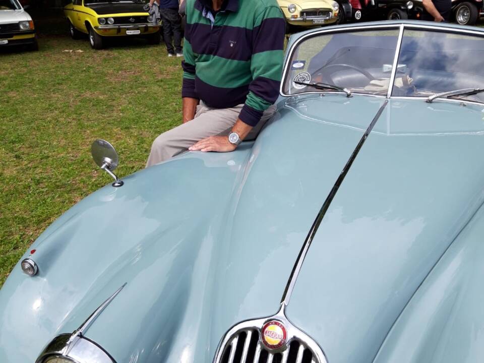 Image 19/22 of Jaguar XK 140 DHC (1954)