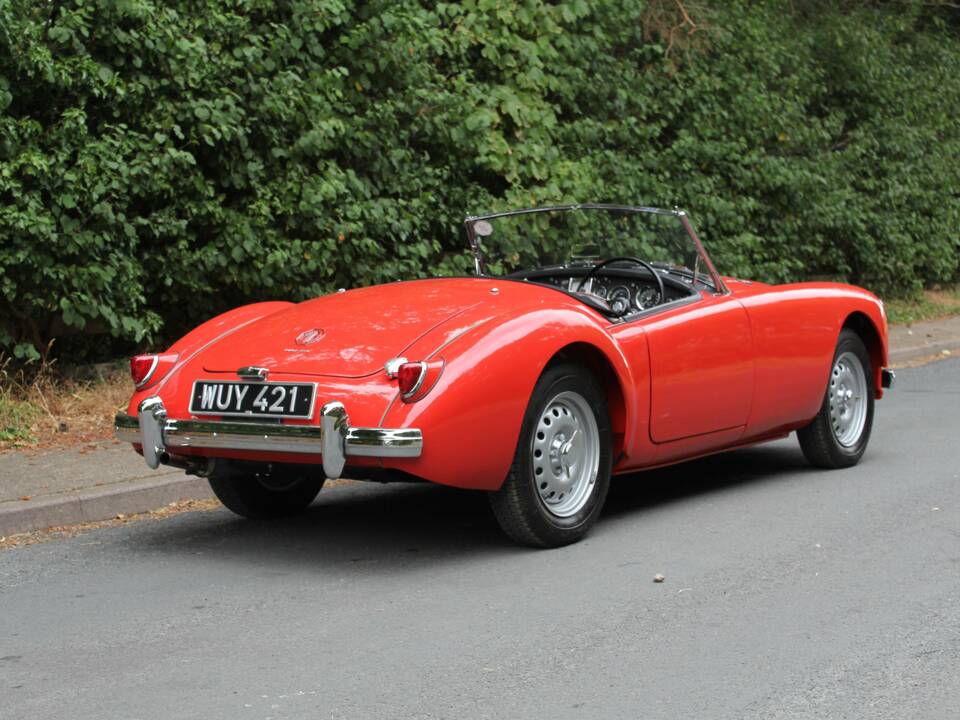 Imagen 7/17 de MG MGA Twin Cam (1959)