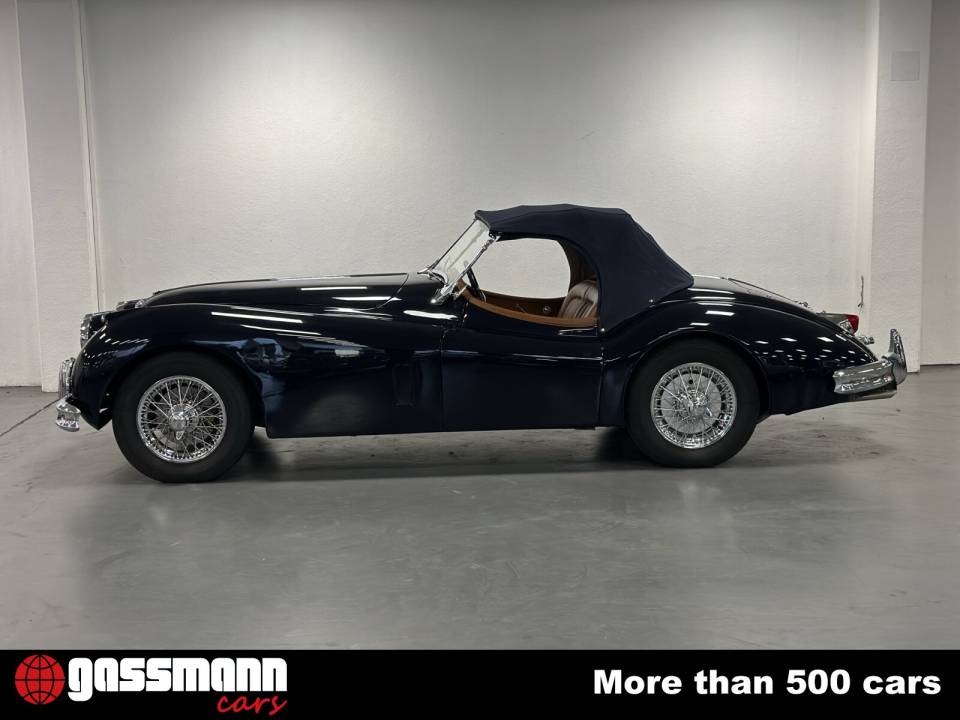 Immagine 5/15 di Jaguar XK 140 OTS (1956)