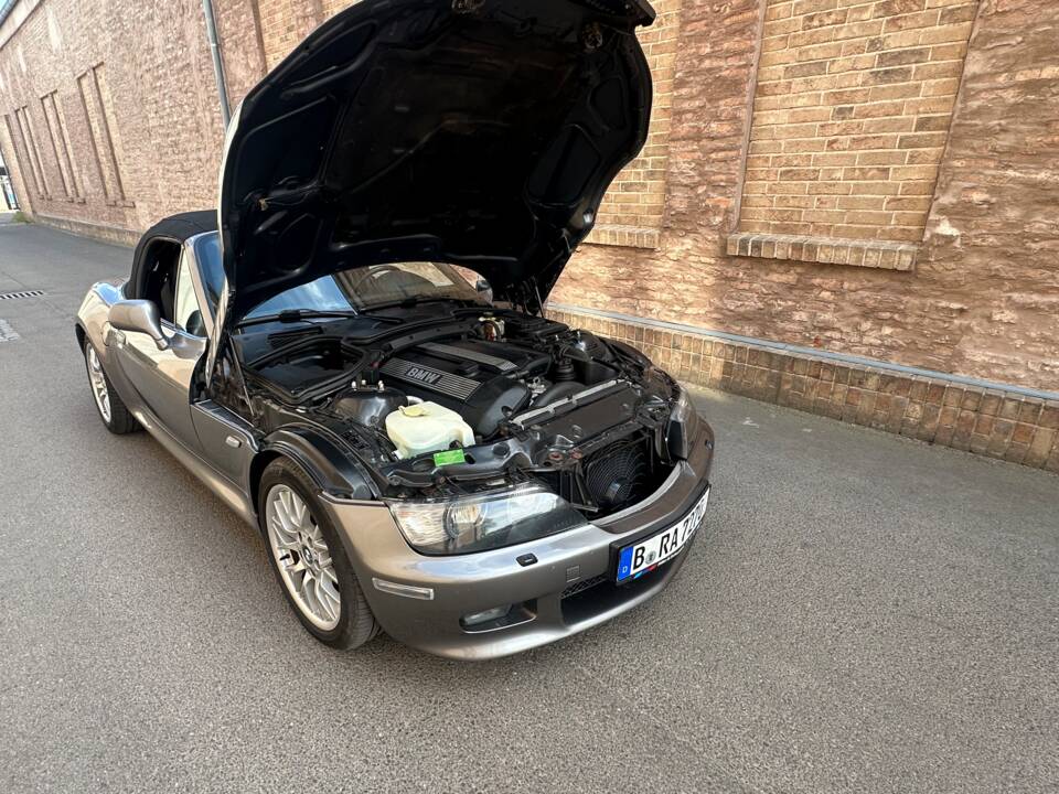 Bild 32/49 von BMW Z3 2.2i (2001)