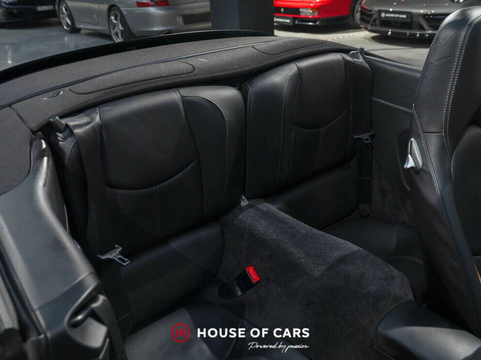 Image 19/25 de Porsche 911 Carrera 4S (2008)