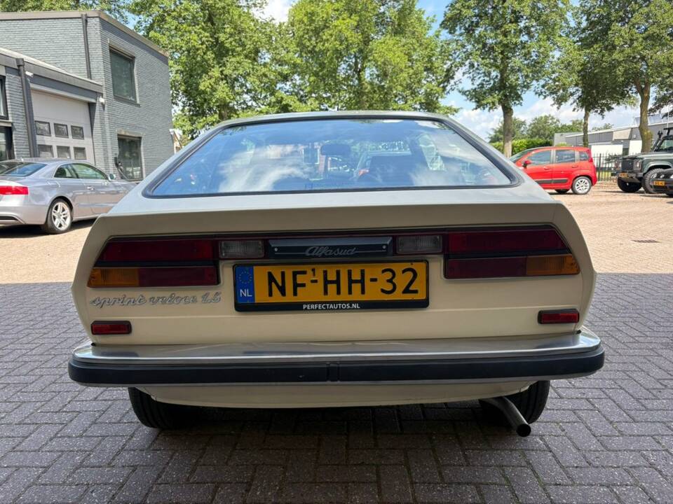 Image 6/8 of Alfa Romeo Alfasud 1.5 Sprint Veloce (1979)