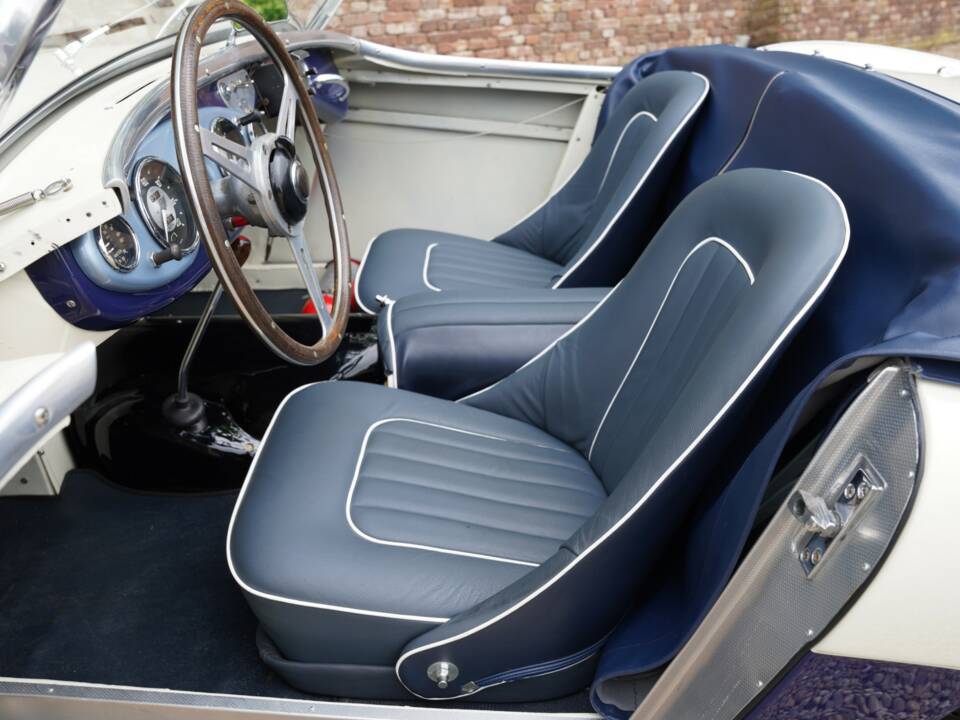 Image 13/50 de Austin-Healey 100/4 (BN1) (1953)