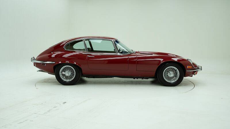 Image 6/15 of Jaguar Type E V12 (2+2) (1973)