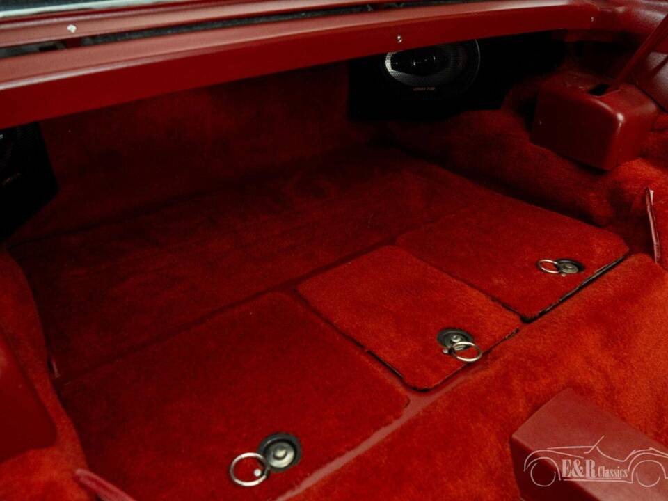 Image 6/19 of Chevrolet Corvette Stingray (1977)