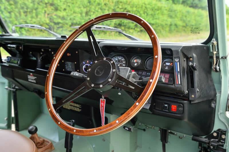 Imagen 28/36 de Land Rover 90 (1990)