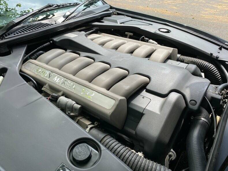 Bild 24/50 von Aston Martin DB 7 Vantage Volante (2002)