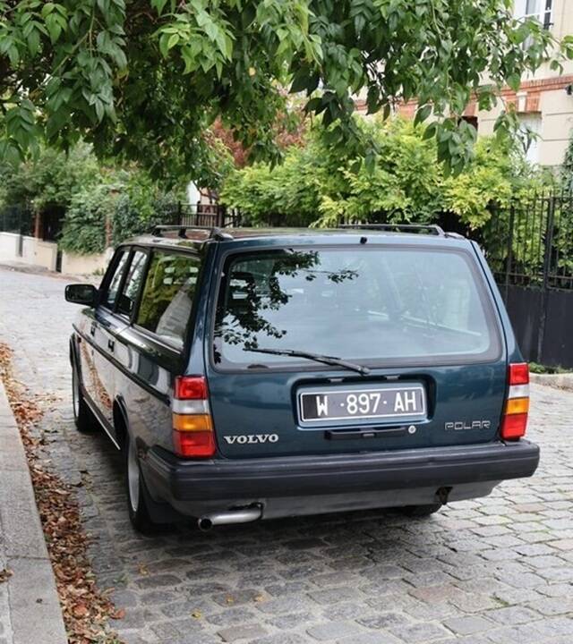Immagine 15/51 di Volvo 245 Super Polar (1993)