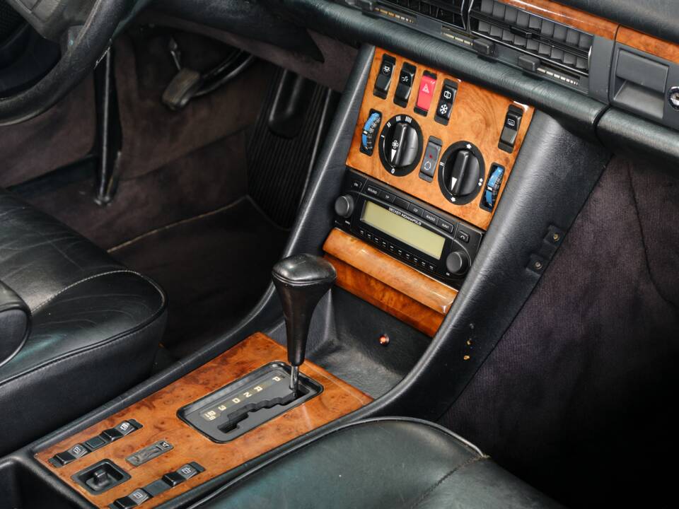 Bild 40/50 von Mercedes-Benz 500 SEC SGS (1985)