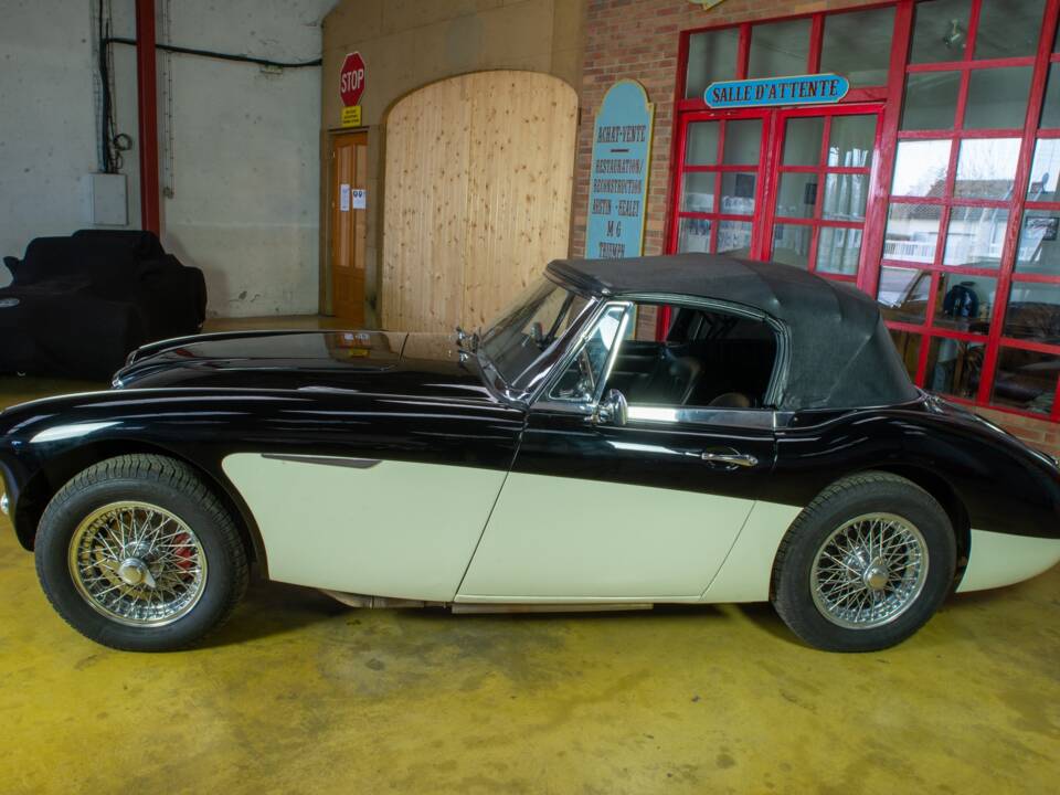 Image 4/11 of Austin-Healey 3000 Mk III (BJ8) (1965)