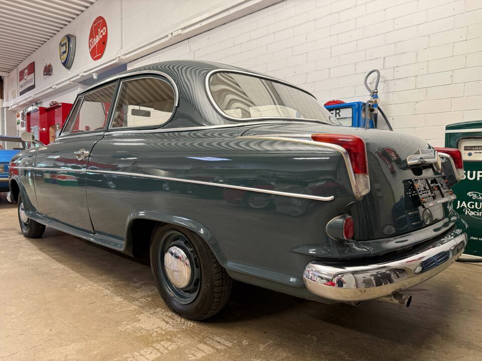 Image 14/17 of Borgward Isabella Coupe (1960)
