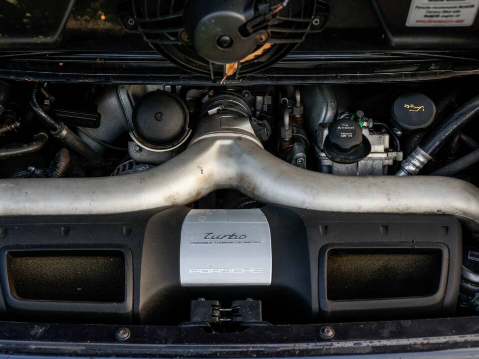 Bild 33/38 von Porsche 911 Turbo (2007)