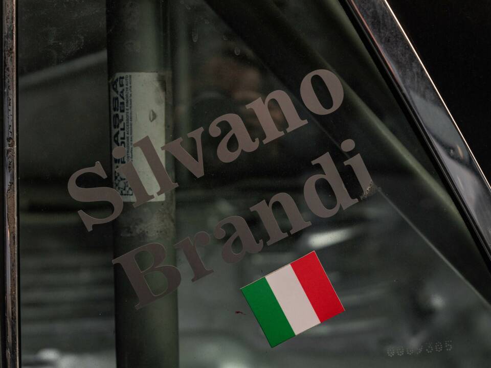 Image 16/40 of Mercedes-Benz 350 SLC (1973)