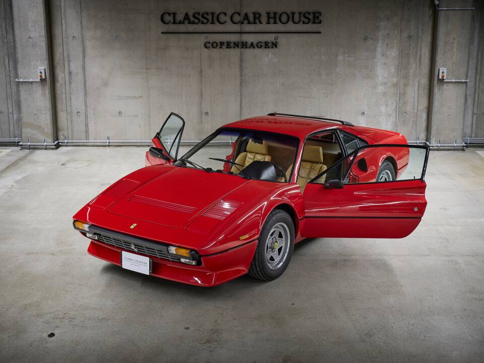 Image 4/97 of Ferrari 308 GTB Quattrovalvole (1983)
