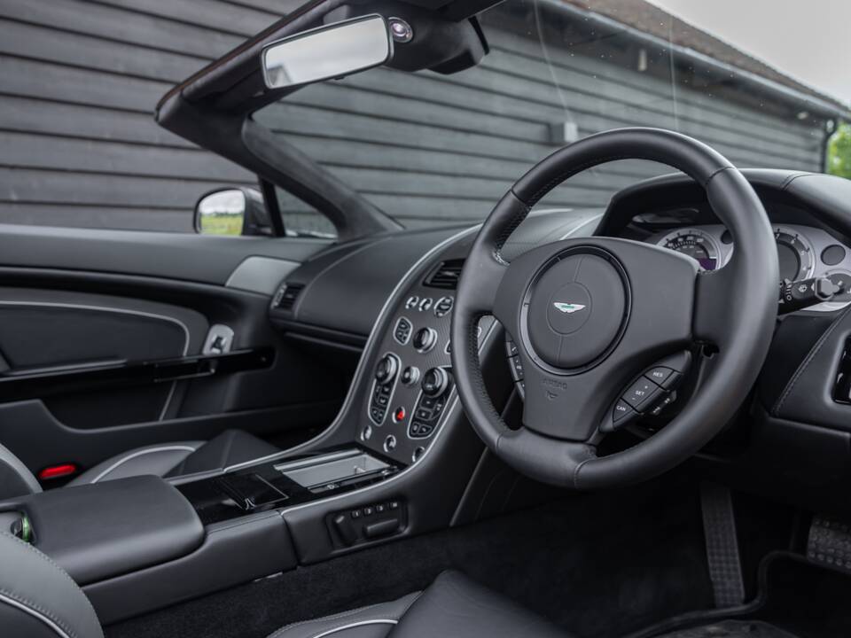 Afbeelding 5/75 van Aston Martin V12 Vantage AMR Roadster (2018)