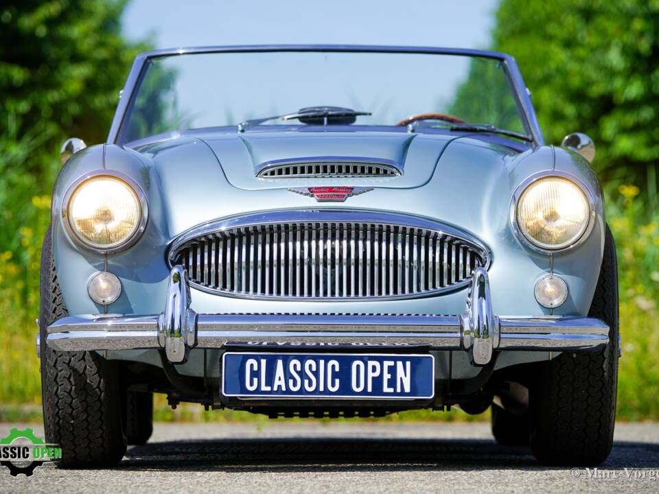 Image 2/51 de Austin-Healey 3000 Mk III (BJ8) (1965)