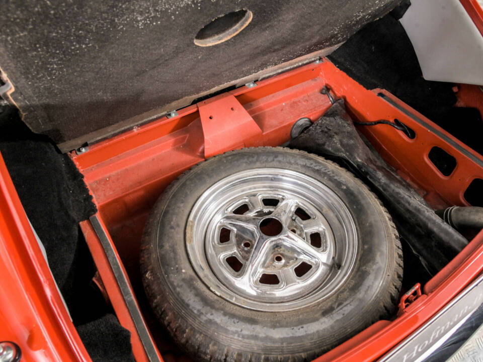 Imagen 46/50 de MG MGB GT (1975)