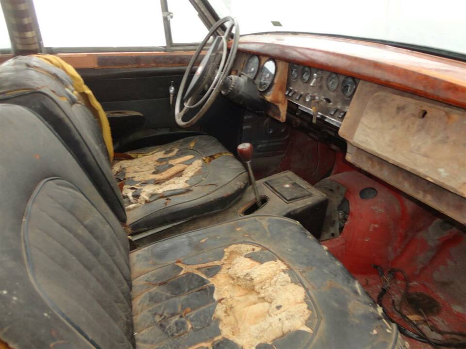 Bild 2/32 von Jaguar 240 (1968)