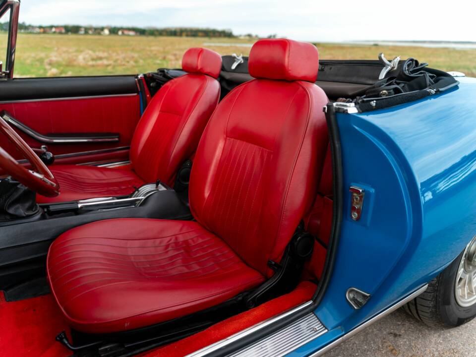 Image 8/10 of FIAT Dino Spider (1968)