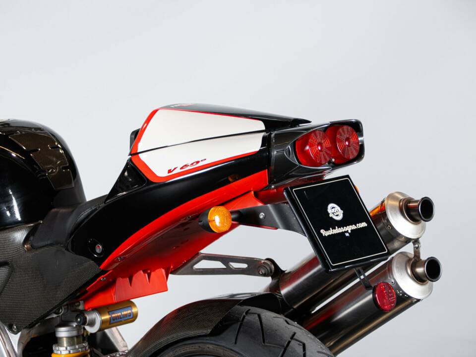 Bild 19/50 von Aprilia RSV 1000 V60 (1999)