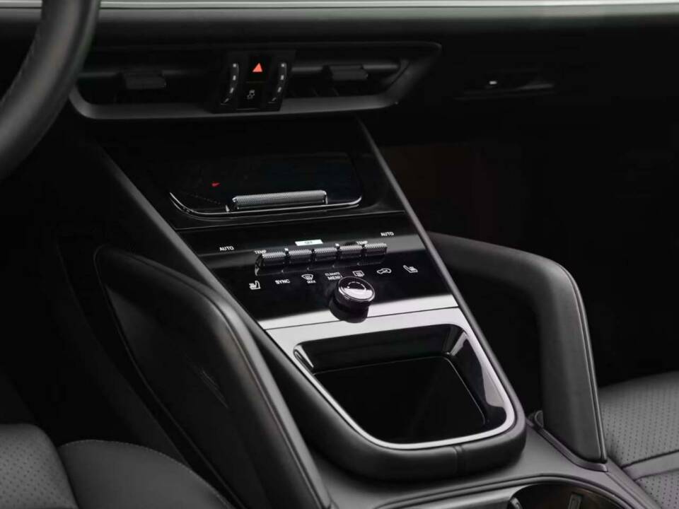 Bild 9/12 von Porsche Cayenne E-Hybrid (2024)