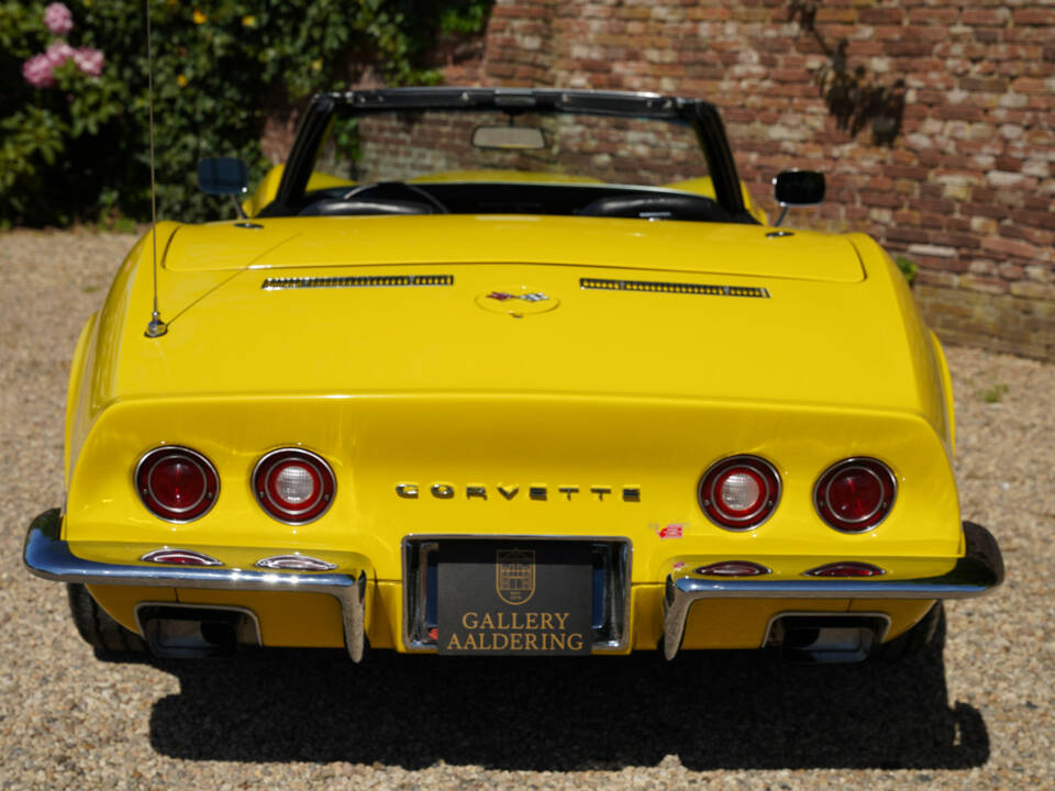 Image 14/50 of Chevrolet Corvette Stingray (1972)