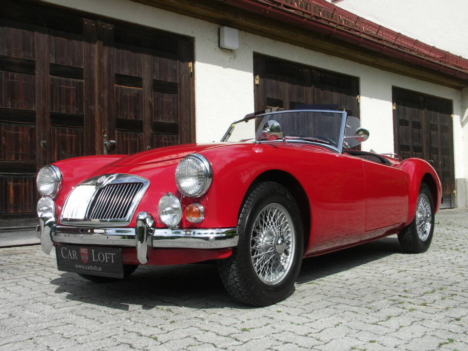 Image 1/31 of MG MGA 1600 (1959)