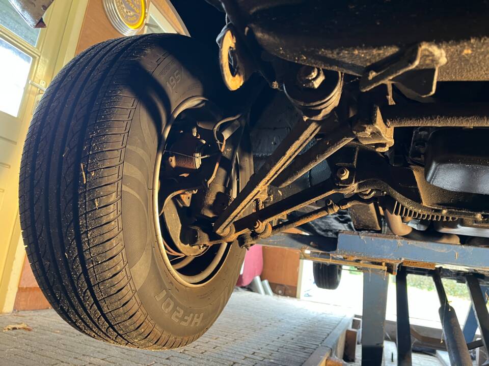 Bild 48/60 von Peugeot 504 V6 Coupe (1975)