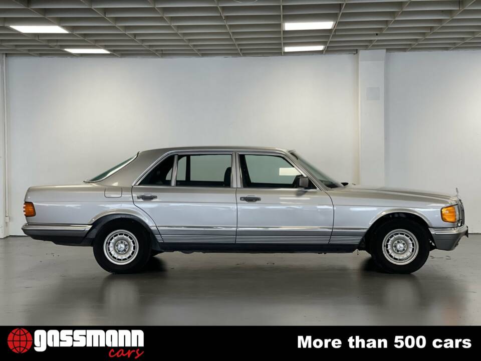 Bild 4/15 von Mercedes-Benz 380 SEL (1982)