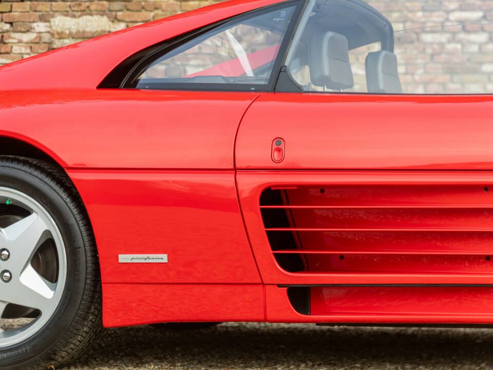 Immagine 29/50 di Ferrari 348 TS (1991)