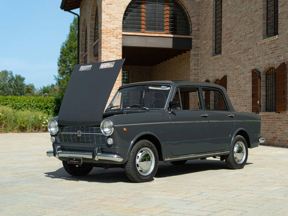 Image 42/49 of FIAT 1100 R (1966)