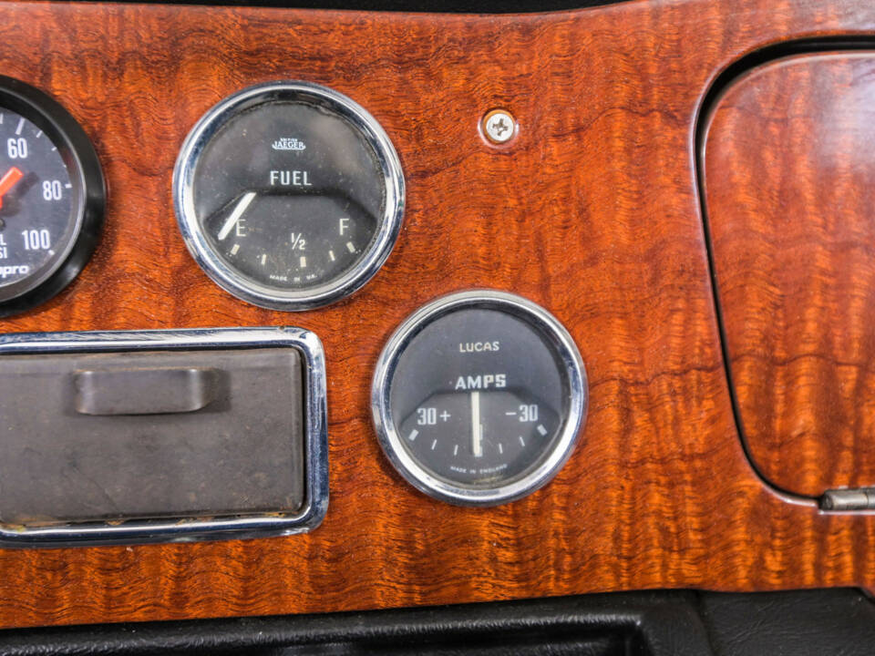Bild 26/50 von Triumph TR 4A (1966)