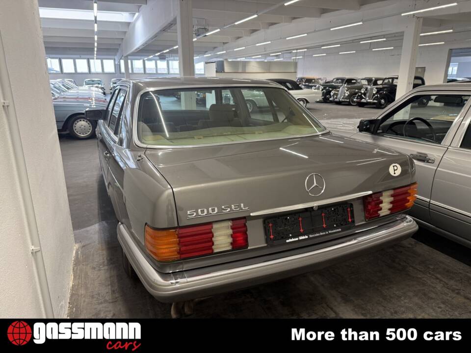 Obraz 5/15 pojazdu Mercedes-Benz 500 SEL (1982)