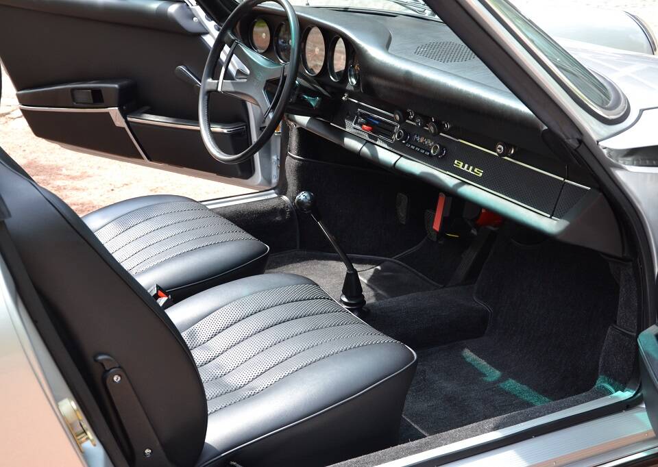 Immagine 23/31 di Porsche 911 2.2 S (1971)