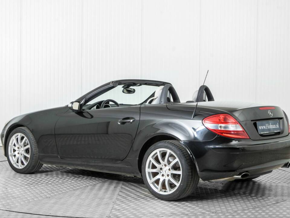 Bild 6/50 von Mercedes-Benz SLK 280 (2005)