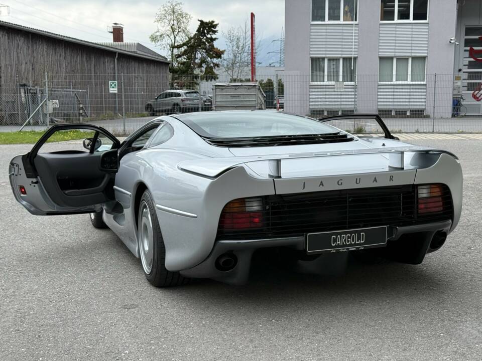 Bild 51/55 von Jaguar XJ 220 (1993)