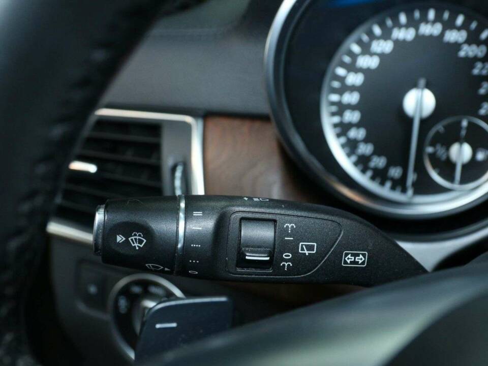 Bild 29/50 von Mercedes-Benz GL 350 BlueTEC 4MATIC (2016)